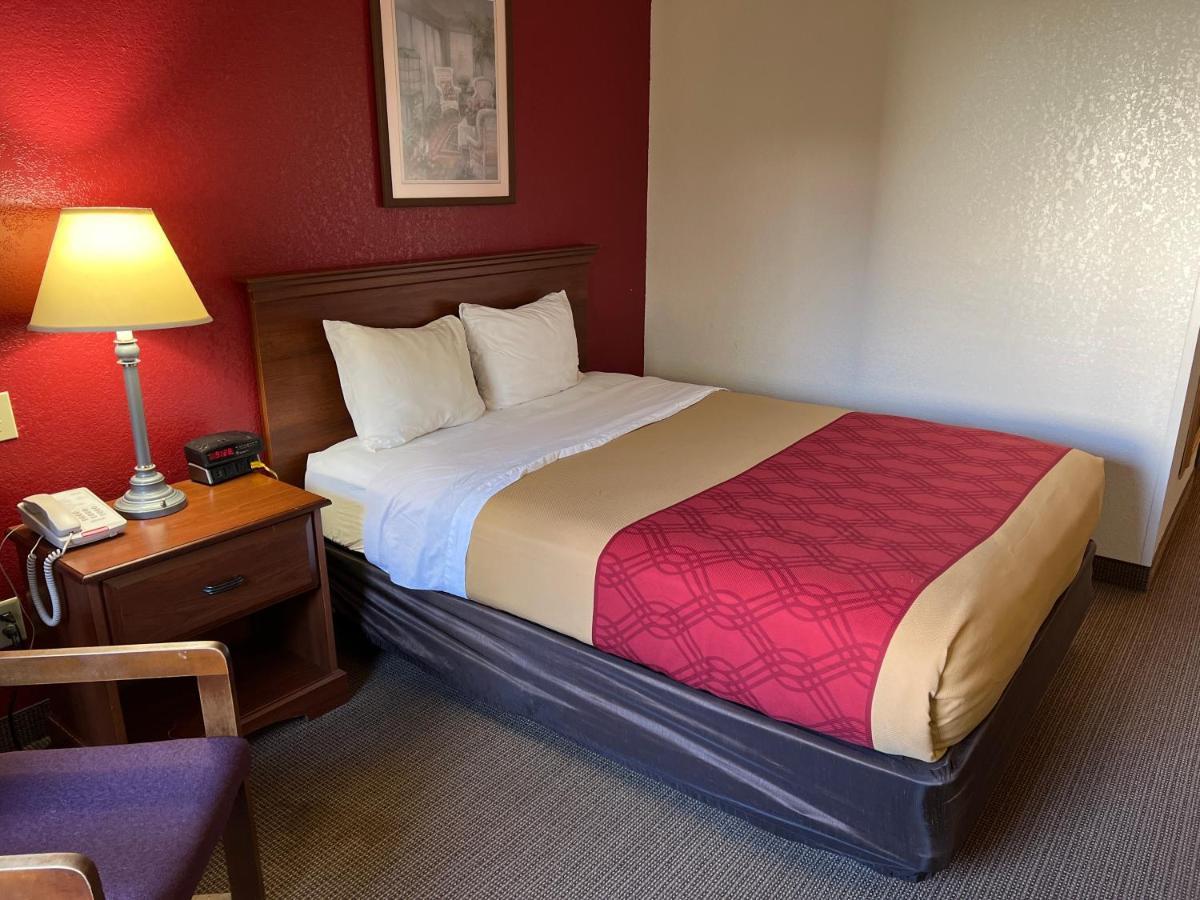 Express Inn & Suites Decatur Luaran gambar