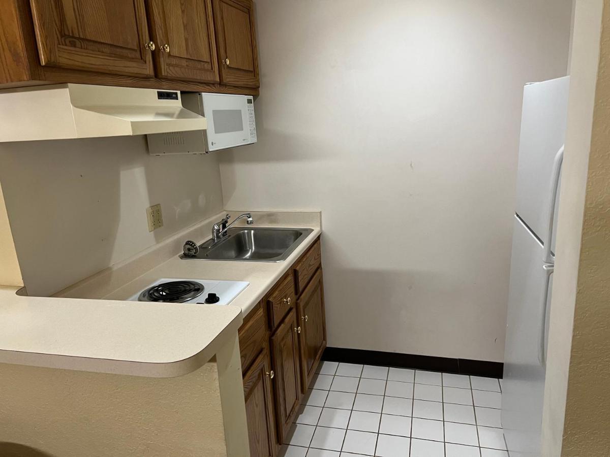 Express Inn & Suites Decatur Luaran gambar