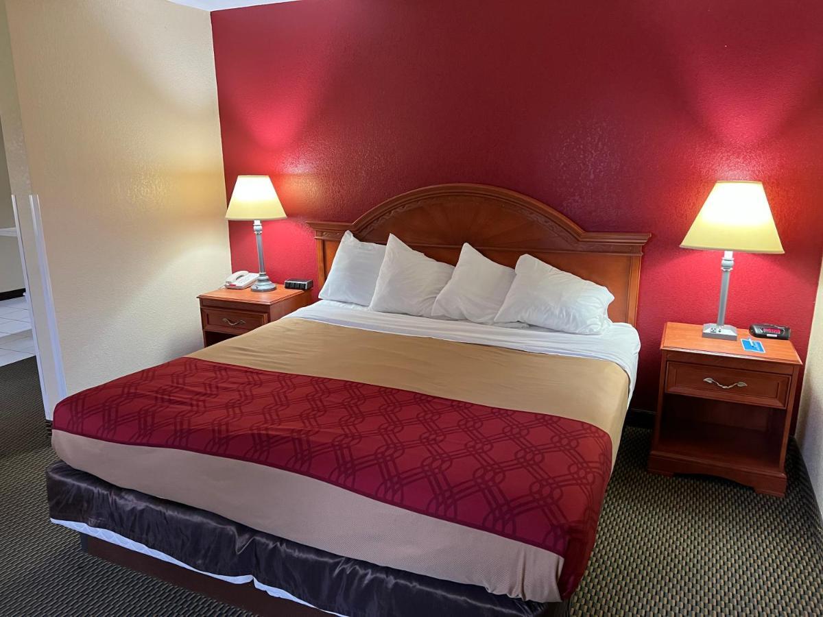 Express Inn & Suites Decatur Luaran gambar
