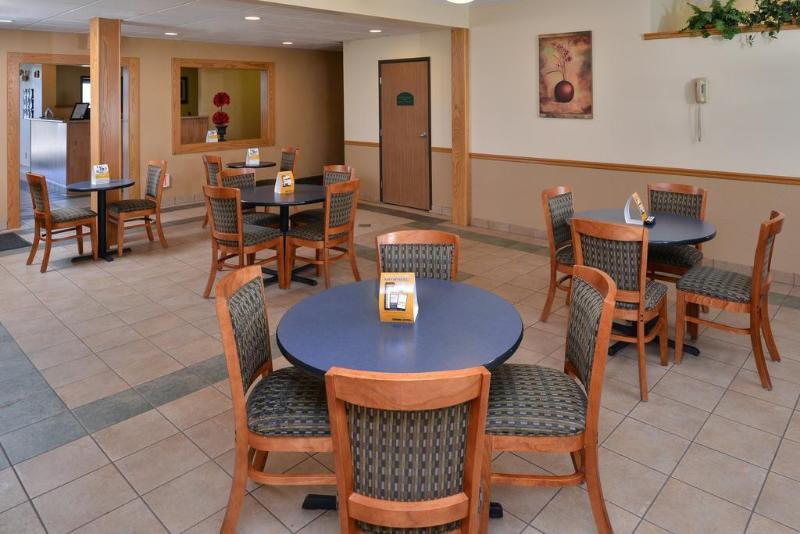 Express Inn & Suites Decatur Luaran gambar
