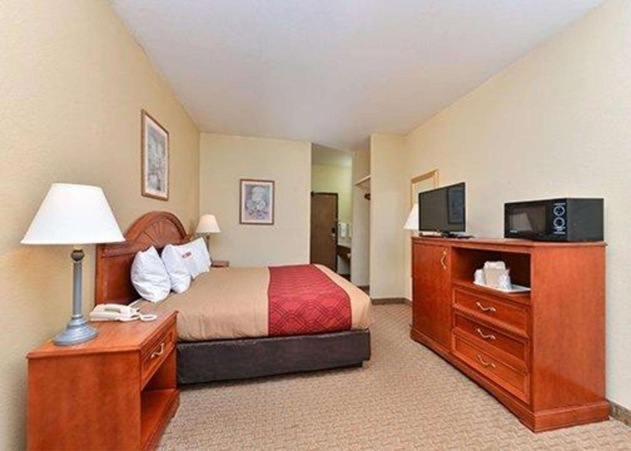 Express Inn & Suites Decatur Luaran gambar